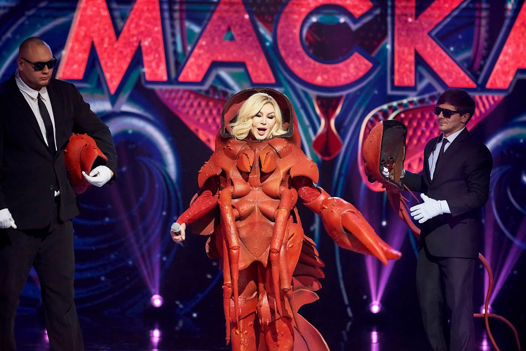 Божественна особистість: хто виграв у шоу &quot;Маска&quot; і як пройшов фінал (фото і відео)